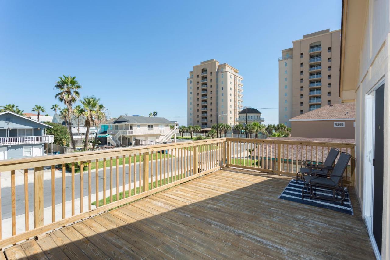 House Of Neptune Steps From The Sea And Private Pool South Padre Island Exterior photo